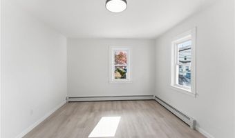 26 Alto St, Cranston, RI 02920