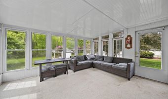 3395 Hartley Dr, Adrian, MI 49221