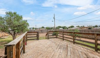 1104 W Eagle Pass, Alpine, TX 79830