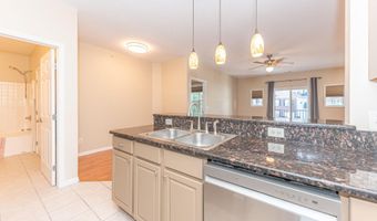 301 Scio Village Ct 262, Ann Arbor, MI 48103