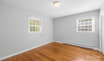 3420 Woodleaf Rd, Charlotte, NC 28205