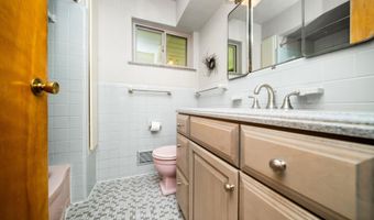 2125 Needham Rd, Ann Arbor, MI 48104