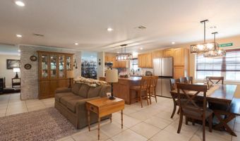 8319 SE Prairie Rd, Baxter Springs, KS 66713