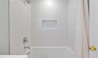 5610 SHADE TREE Ln, Alexandria, VA 22310