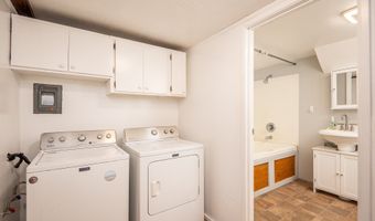 3198 PHEASANT Blvd, Springfield, OR 97477