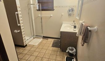 3110 Gaineswood Ave, Baxter Springs, KS 66713