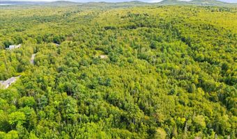 27 Bowling Green Ln, Belfast, ME 04915