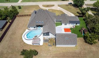 209 Carriage Hill Ln, Heath, TX 75032