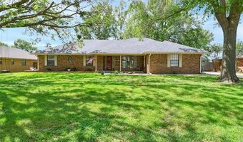 2208 Hickory Dr, Ardmore, OK 73401