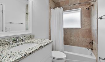 1766 BEACH Ave, Atlantic Beach, FL 32233