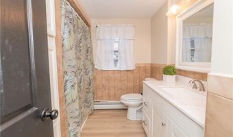 2 Ash Ln, North Providence, RI 02911
