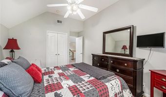 15417 Poplar St, Basehor, KS 66007