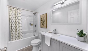 1464 Greenville Dr, Bellingham, WA 98226