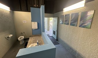 1875 KALANIANAOLE St 604, Hilo, HI 96720