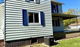 572 W Main St, Adena, OH 43901