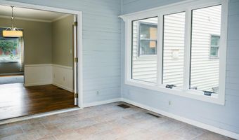 727 PEAR St, Dover, DE 19904