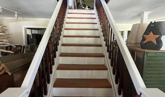 2796 Portland Rd, Arundel, ME 04046