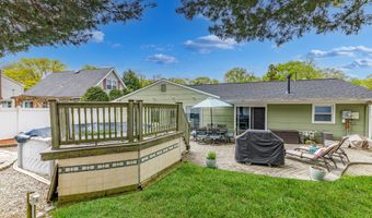 60 Fordham Dr, Aberdeen, NJ 07747