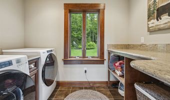 463 North Rd, Barnard, VT 05032