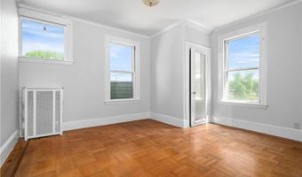 74 Highland St, Woonsocket, RI 02895