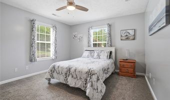 4122 Denise Dr, Ashtabula, OH 44004