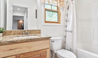 100 SOLAR Ln, Baker, WV 26801