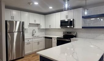 75 Oaklawn Ave 75-319, Cranston, RI 02920