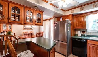 905 Roosevelt Ave, Aliquippa, PA 15001