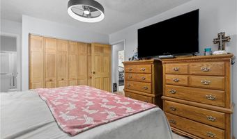 331 Rolling Hills Rd, Economy, PA 15042