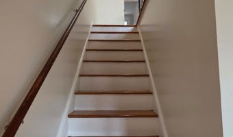 104 Yacht St, Bridgeport, CT 06605