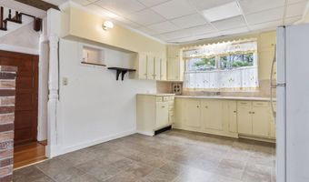 730 Beech Hill Rd, Auburn, ME 04210