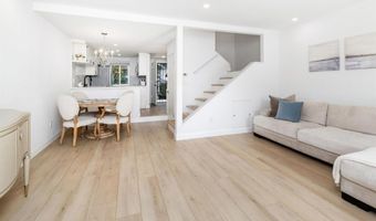 2340 Caringa Way B, Carlsbad, CA 92009