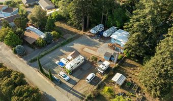 97799 Hanscam Ln, Brookings, OR 97415