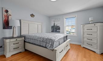 31 Swan St, North Providence, RI 02911