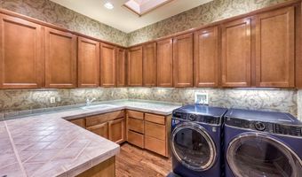 15 Knob Oak Dr, Henderson, NV 89052