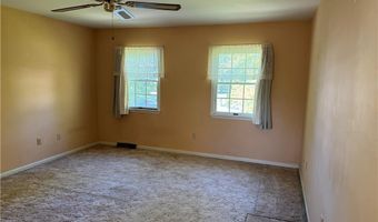 1929 Earls Ct, Allentown, PA 18103