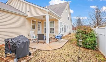 185 Parkview Ln, Advance, NC 27006