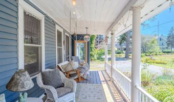 76 Spruce St, Brattleboro, VT 05301