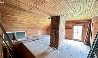 207 N 5th St, Aurora, NC 27806