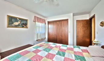 244 MILLER, Akron, PA 17501