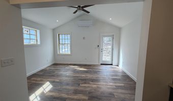 527 Jennings Brook Dr, Bennington, VT 05201