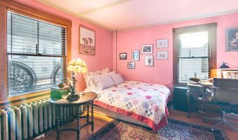 39 Williston St, Brattleboro, VT 05301