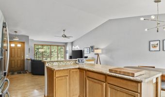 7225 Blue Maple Trl, Madison, WI 53719