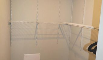 4106 GAULT Pl NE 5, Washington, DC 20019