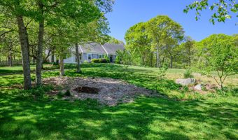 284 Bragg's Ln, Barnstable, MA 02630