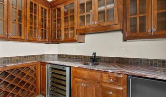 105 Calais Ct, Bossier City, LA 71111