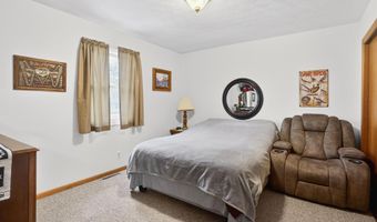 2038 12th St, Belle Fourche, SD 57717