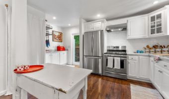 140 Baker Rd, Aptos, CA 95003