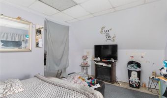 64 Chestnut Ave, Cranston, RI 02920