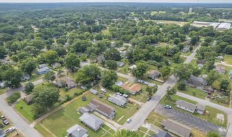 2018 East Ave, Baxter Springs, KS 66713